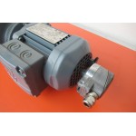0,67 RPM 0,12  kW Asmaat 35 mm. UNUSED 